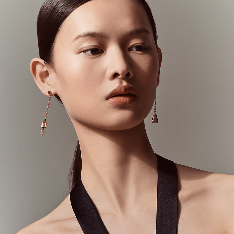 Kelly Clochette earrings | Hermès Canada